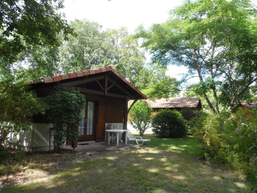 Les Chalets Du Gelat, Nature Et Calme Noaillan Екстериор снимка