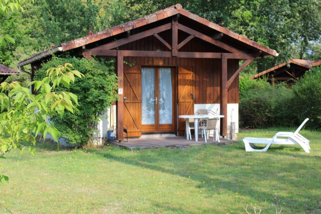 Les Chalets Du Gelat, Nature Et Calme Noaillan Екстериор снимка